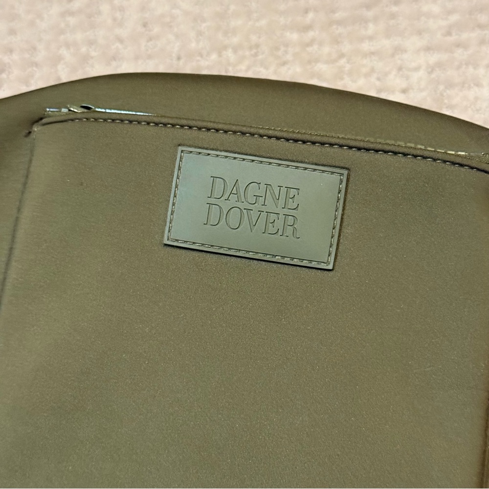 Dagne Dover Olive Green Micah Crossbody Purse Bag - Picture 2 of 8